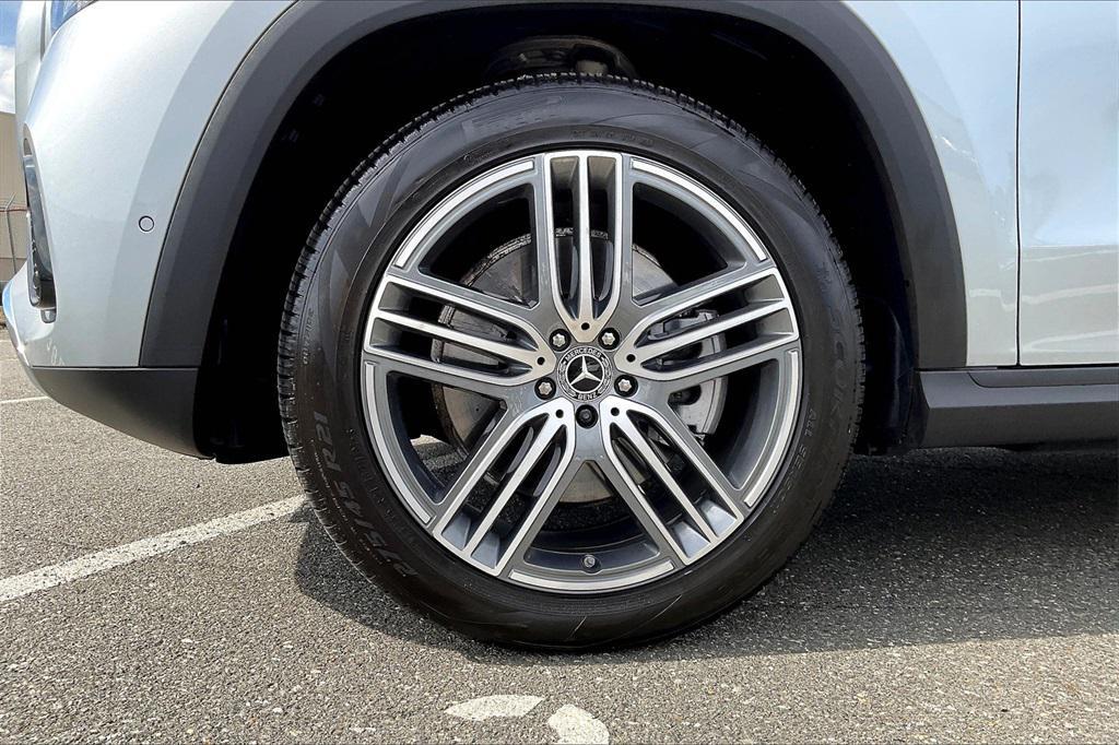 used 2025 Mercedes-Benz GLS 450 car, priced at $89,788