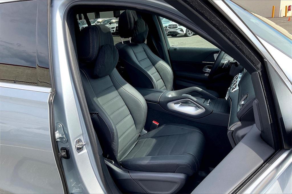 used 2025 Mercedes-Benz GLS 450 car, priced at $89,788