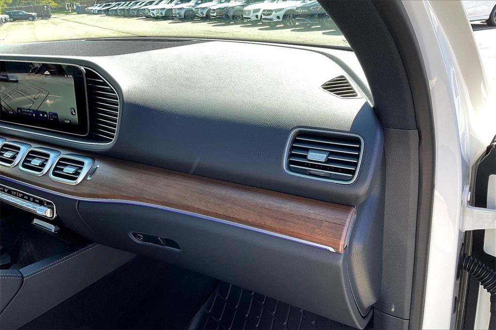 used 2025 Mercedes-Benz GLE 350 car, priced at $63,117