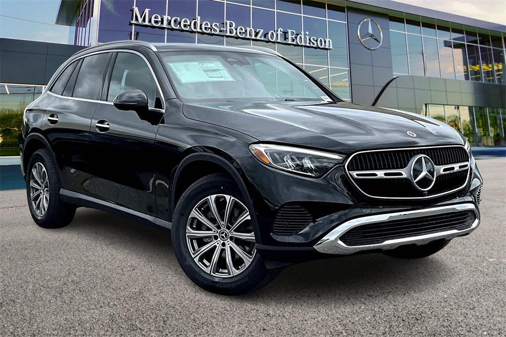 new 2025 Mercedes-Benz GLC 300 car, priced at $57,020