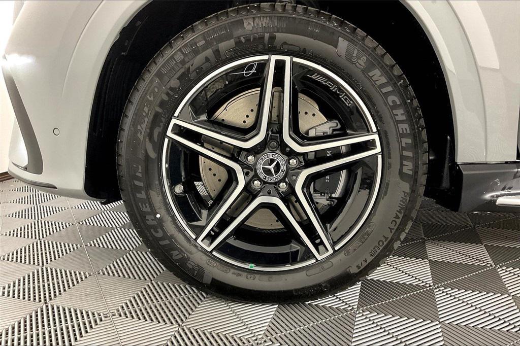 new 2026 Mercedes-Benz GLE 450 car, priced at $96,885