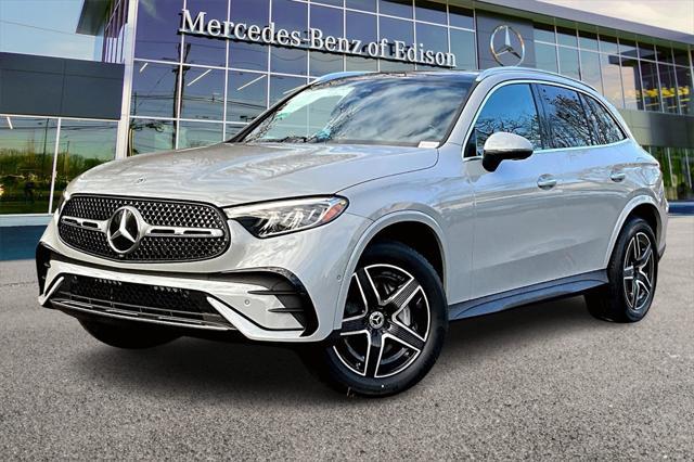 new 2025 Mercedes-Benz GLC 350e car, priced at $68,170