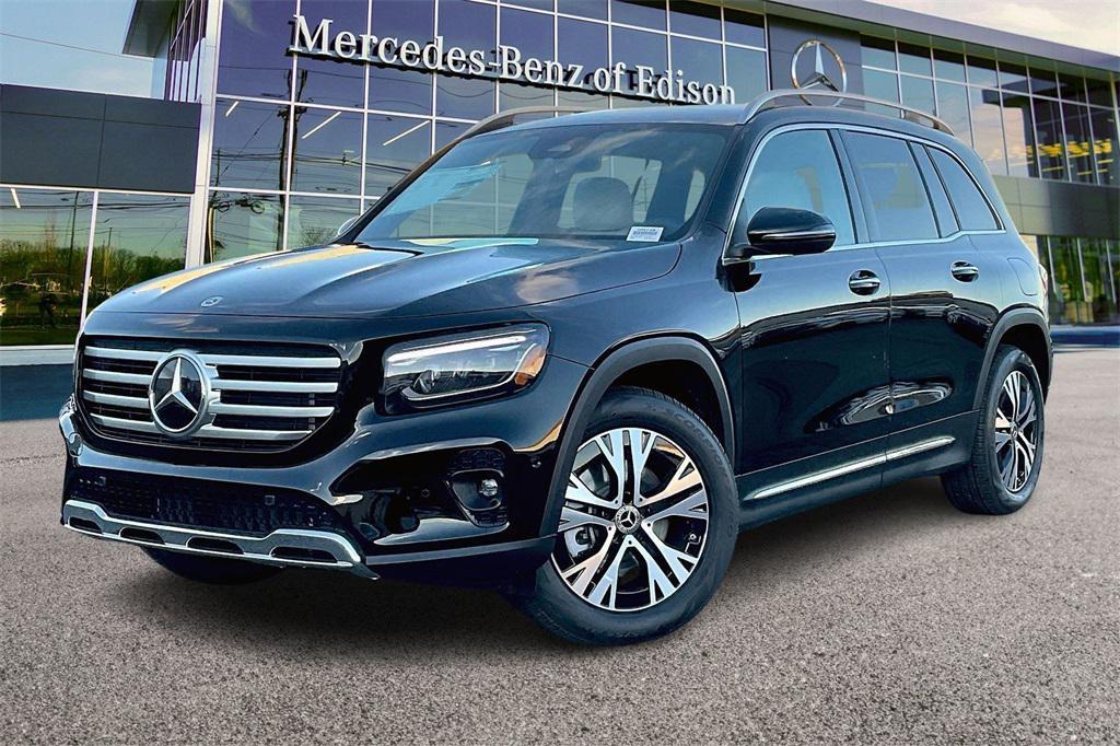 new 2026 Mercedes-Benz GLB 250 car, priced at $51,815