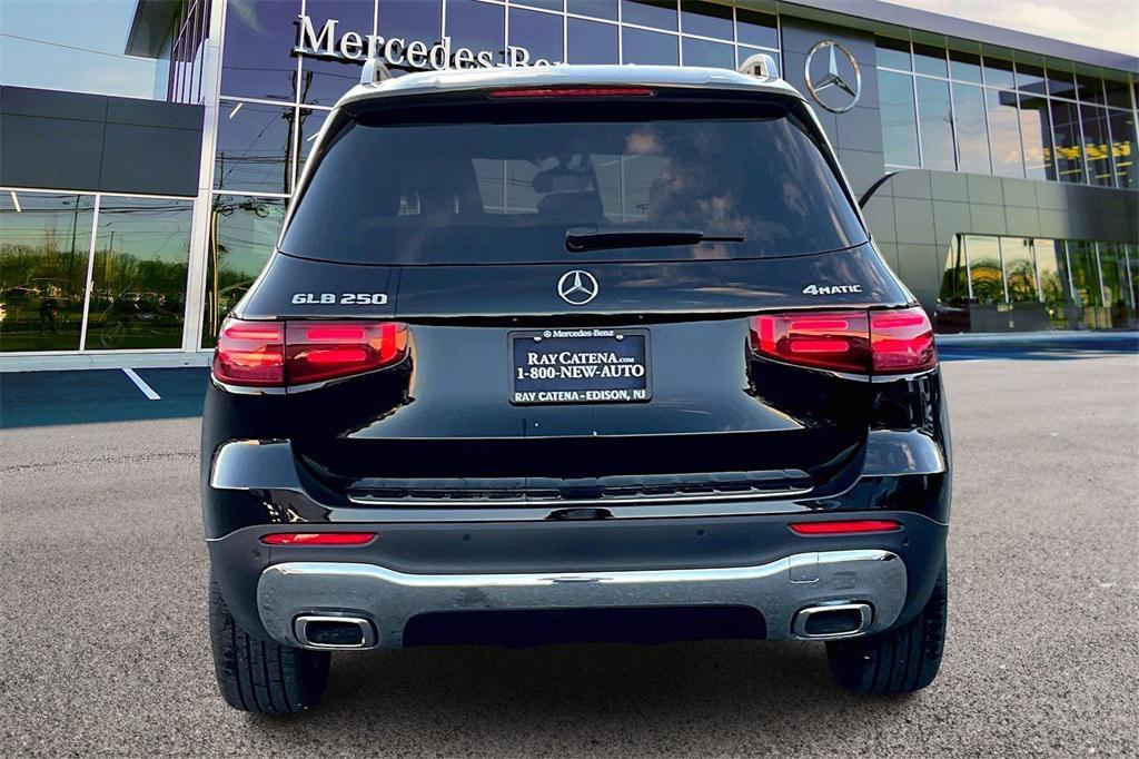 new 2026 Mercedes-Benz GLB 250 car, priced at $51,815