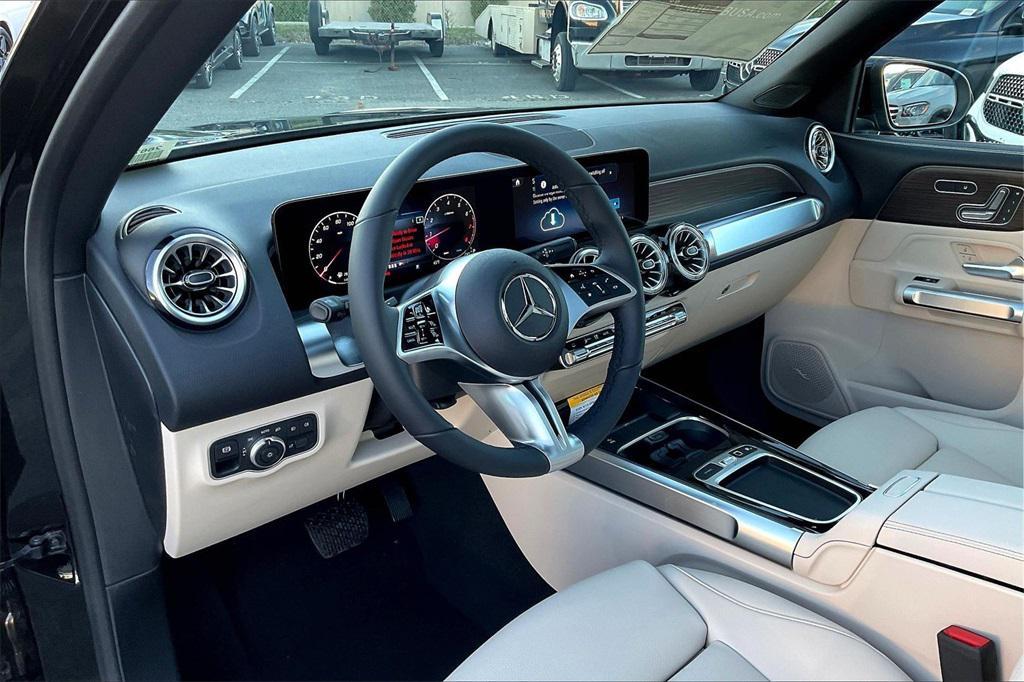 new 2026 Mercedes-Benz GLB 250 car, priced at $51,815