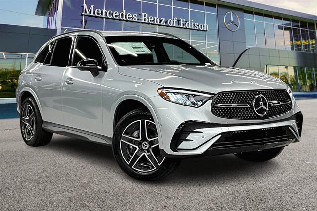 new 2025 Mercedes-Benz GLC 300 car, priced at $57,085