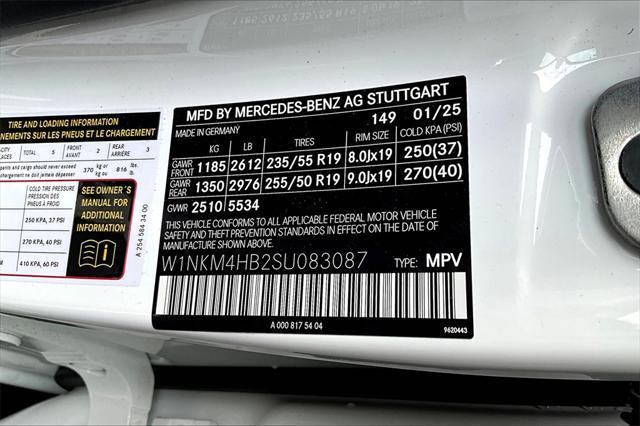 new 2025 Mercedes-Benz GLC 300 car, priced at $59,170