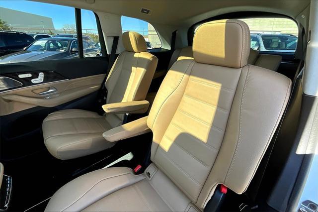 new 2025 Mercedes-Benz GLS 450 car, priced at $100,795