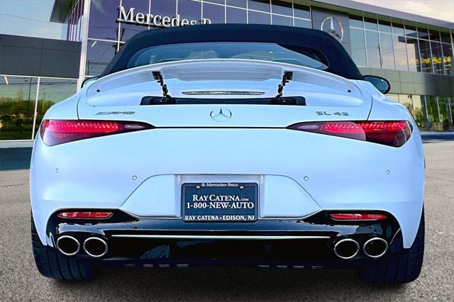 new 2025 Mercedes-Benz AMG SL 43 car, priced at $130,055