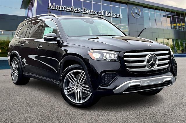 new 2025 Mercedes-Benz GLS 450 car, priced at $91,615