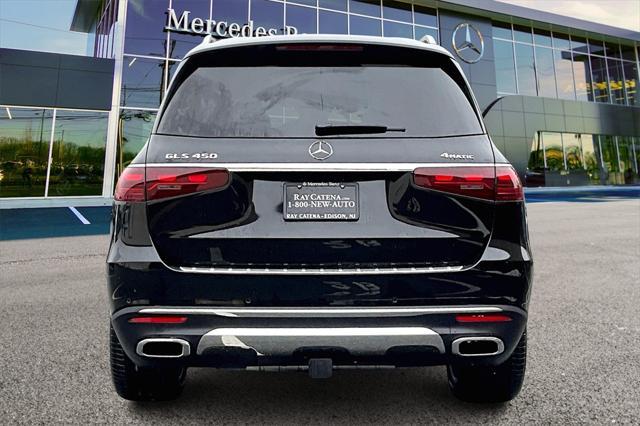 new 2025 Mercedes-Benz GLS 450 car, priced at $91,615