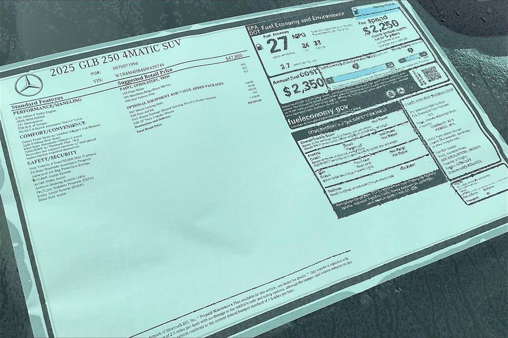 new 2025 Mercedes-Benz GLB 250 car, priced at $49,595