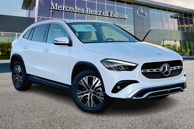 new 2025 Mercedes-Benz GLA 250 car, priced at $48,495