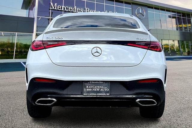 new 2025 Mercedes-Benz GLC 300 car, priced at $71,525