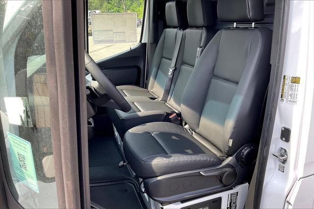 new 2025 Mercedes-Benz Sprinter 2500 car, priced at $68,783