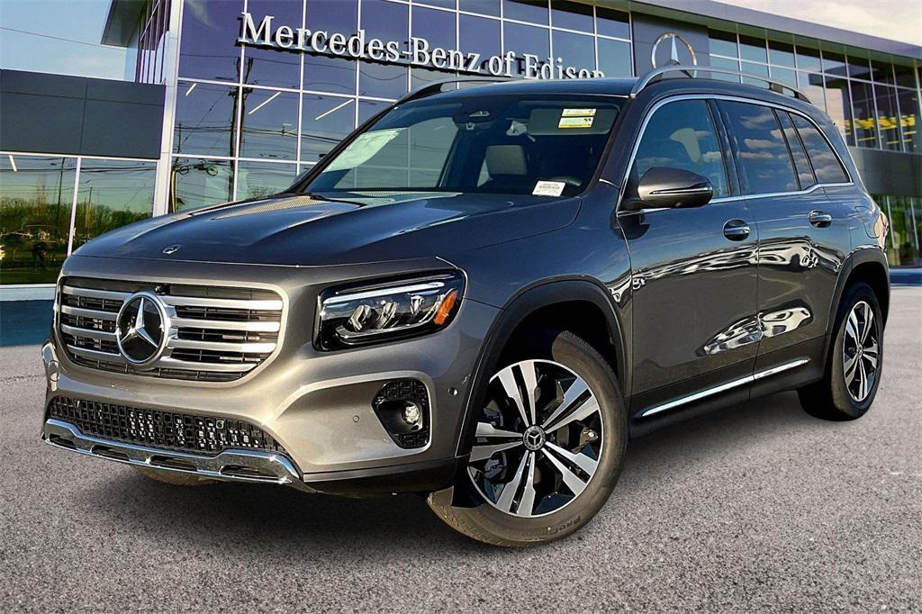 new 2026 Mercedes-Benz GLB 250 car, priced at $53,295
