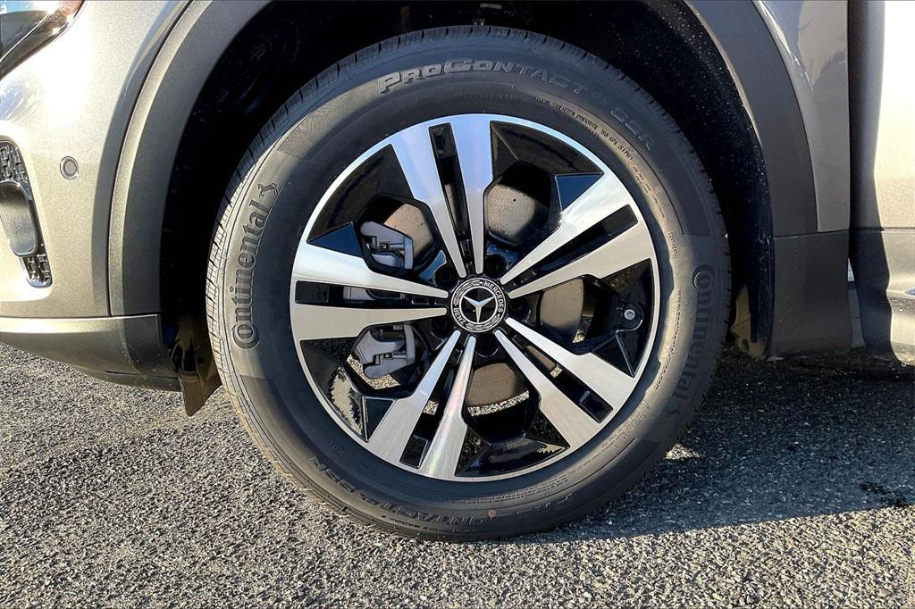 new 2026 Mercedes-Benz GLB 250 car, priced at $53,295