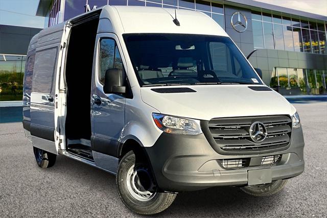 new 2025 Mercedes-Benz Sprinter 2500 car, priced at $63,977