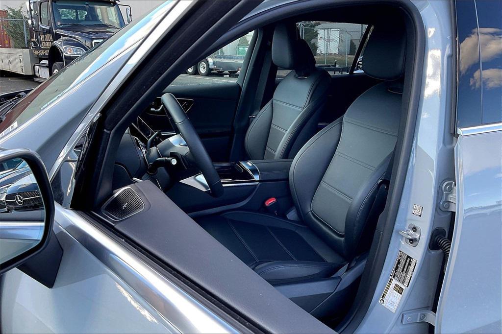 used 2025 Mercedes-Benz GLC 300 car, priced at $52,959