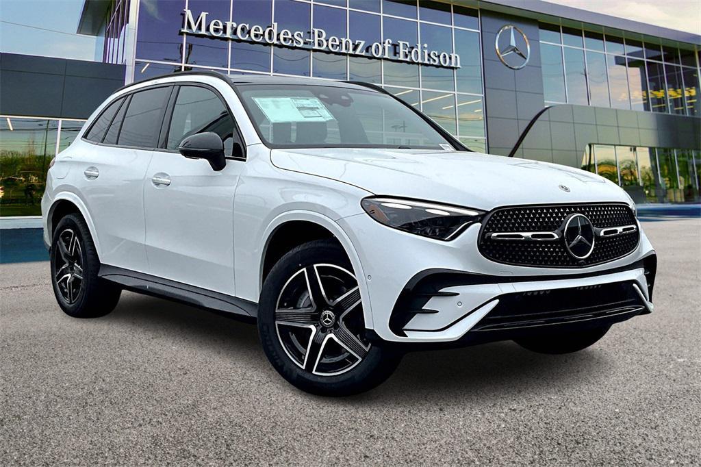 new 2025 Mercedes-Benz GLC 300 car, priced at $67,720