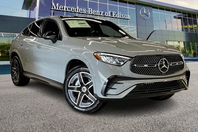 new 2025 Mercedes-Benz GLC 300 car, priced at $67,105