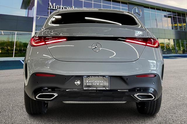 new 2025 Mercedes-Benz GLC 300 car, priced at $67,105