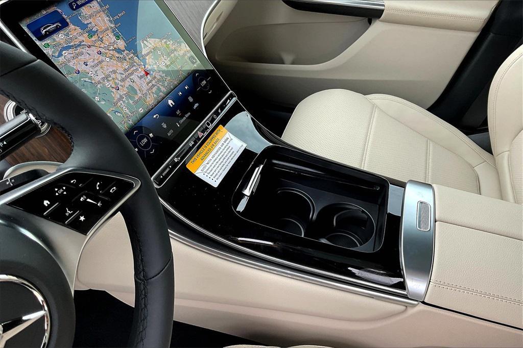 new 2026 Mercedes-Benz GLC 300 car, priced at $59,570