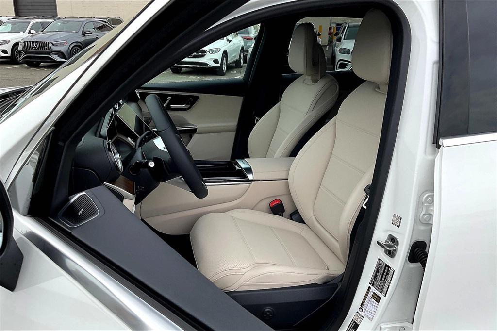 new 2026 Mercedes-Benz GLC 300 car, priced at $59,570
