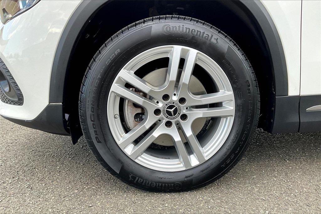 used 2022 Mercedes-Benz GLA 250 car, priced at $32,425