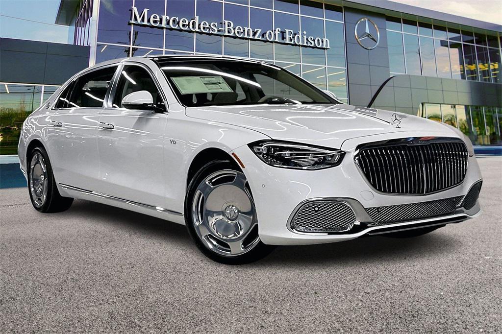 new 2025 Mercedes-Benz Maybach S 680 car, priced at $259,000
