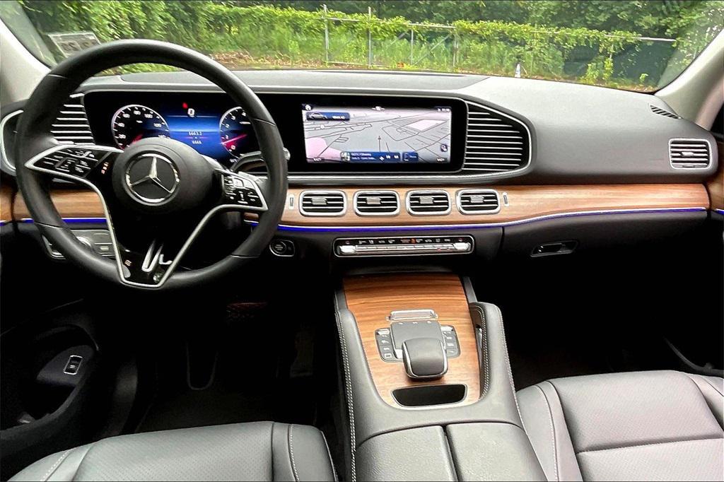 used 2025 Mercedes-Benz GLE 350 car, priced at $62,500