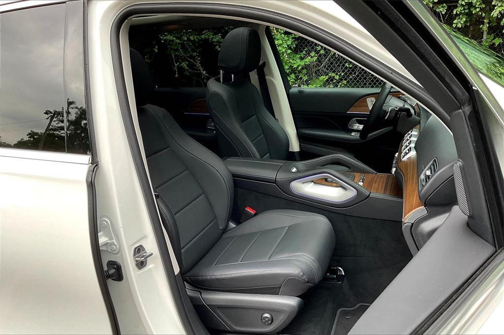 used 2025 Mercedes-Benz GLE 350 car, priced at $62,500