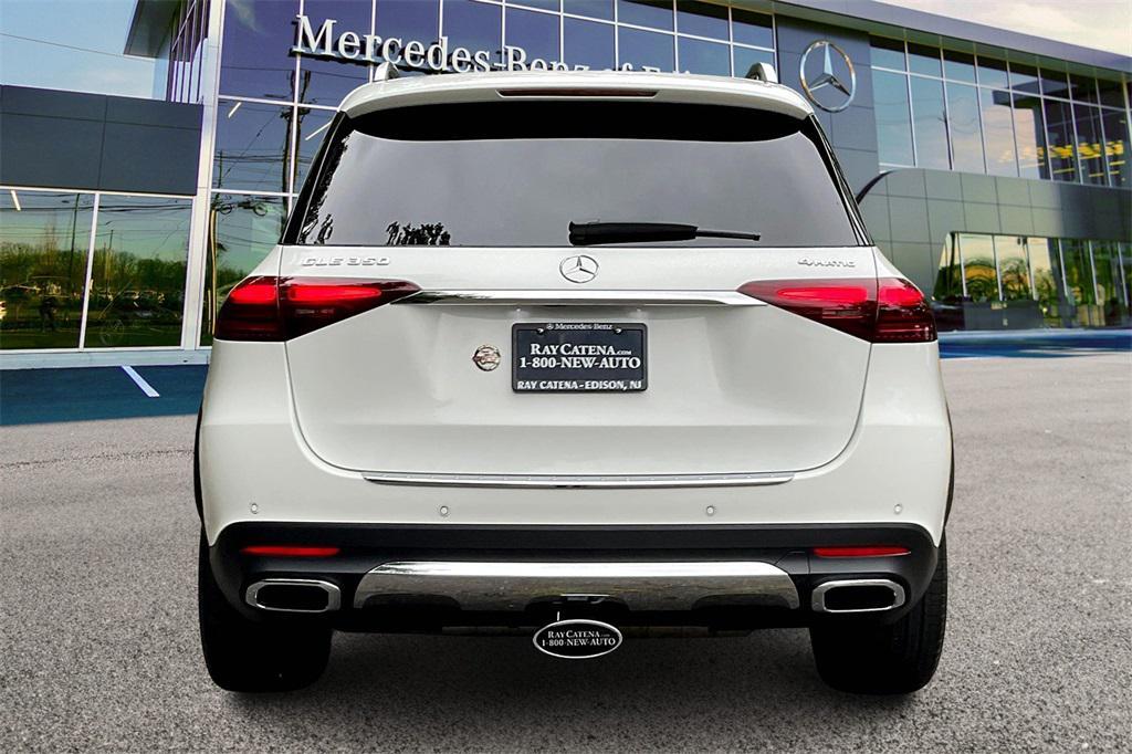 used 2025 Mercedes-Benz GLE 350 car, priced at $62,500