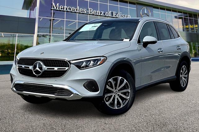 new 2025 Mercedes-Benz GLC 300 car, priced at $58,265
