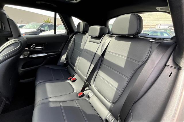 new 2025 Mercedes-Benz GLC 300 car, priced at $58,265