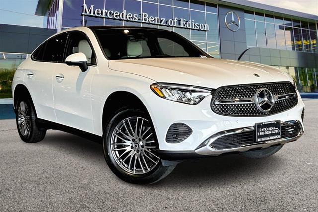new 2025 Mercedes-Benz GLC 300 car, priced at $60,735