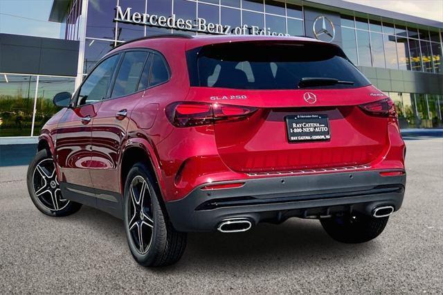new 2024 Mercedes-Benz GLA 250 car, priced at $53,475