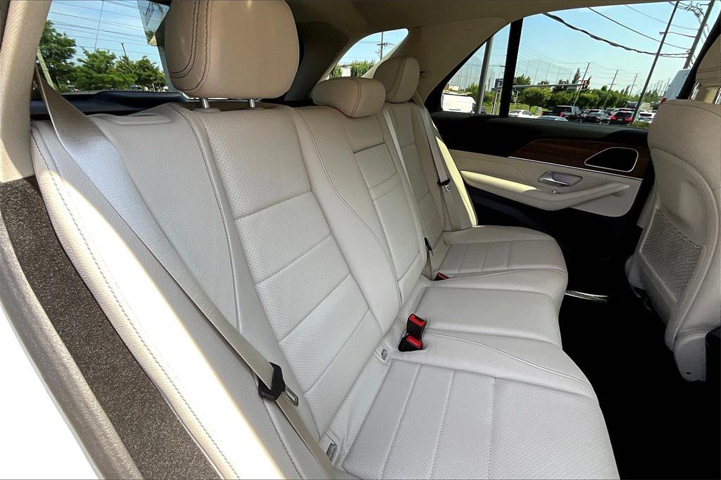used 2025 Mercedes-Benz GLE 450e car, priced at $72,861