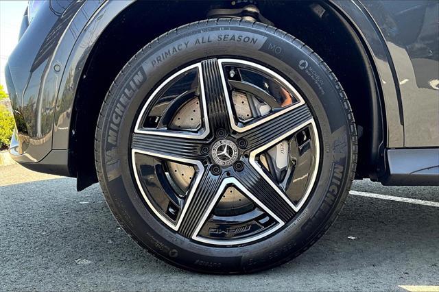 new 2025 Mercedes-Benz GLC 300 car, priced at $66,705