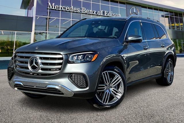 new 2025 Mercedes-Benz GLS 450 car, priced at $92,585