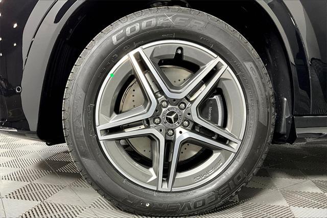new 2025 Mercedes-Benz GLE 450 car, priced at $78,330