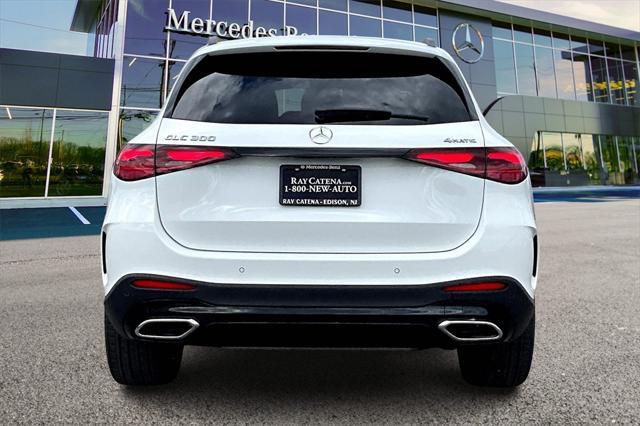new 2025 Mercedes-Benz GLC 300 car, priced at $60,485