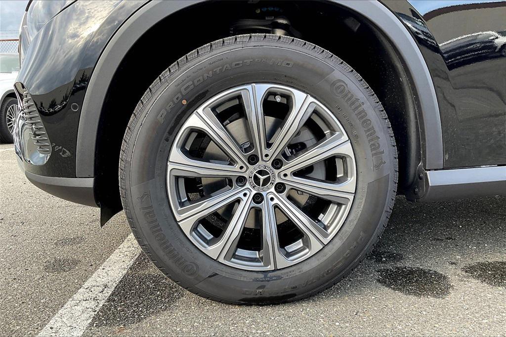 new 2026 Mercedes-Benz GLC 300 car, priced at $57,585