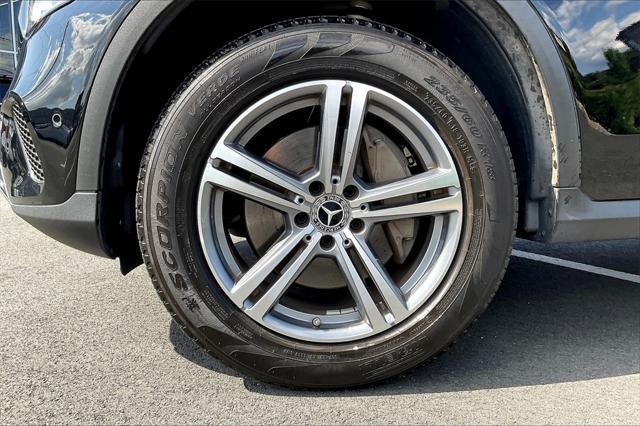 used 2022 Mercedes-Benz GLC 300 car, priced at $35,995