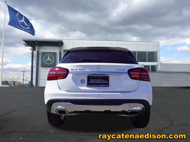 used 2019 Mercedes-Benz GLA 250 car, priced at $23,995