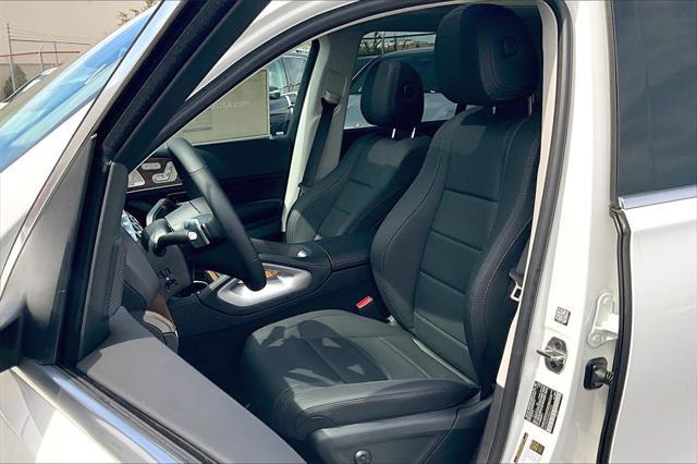 new 2025 Mercedes-Benz GLE 350 car, priced at $70,315