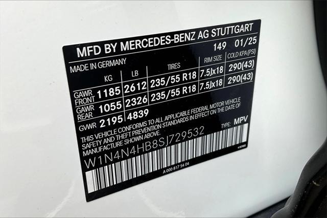 new 2025 Mercedes-Benz GLA 250 car, priced at $44,250