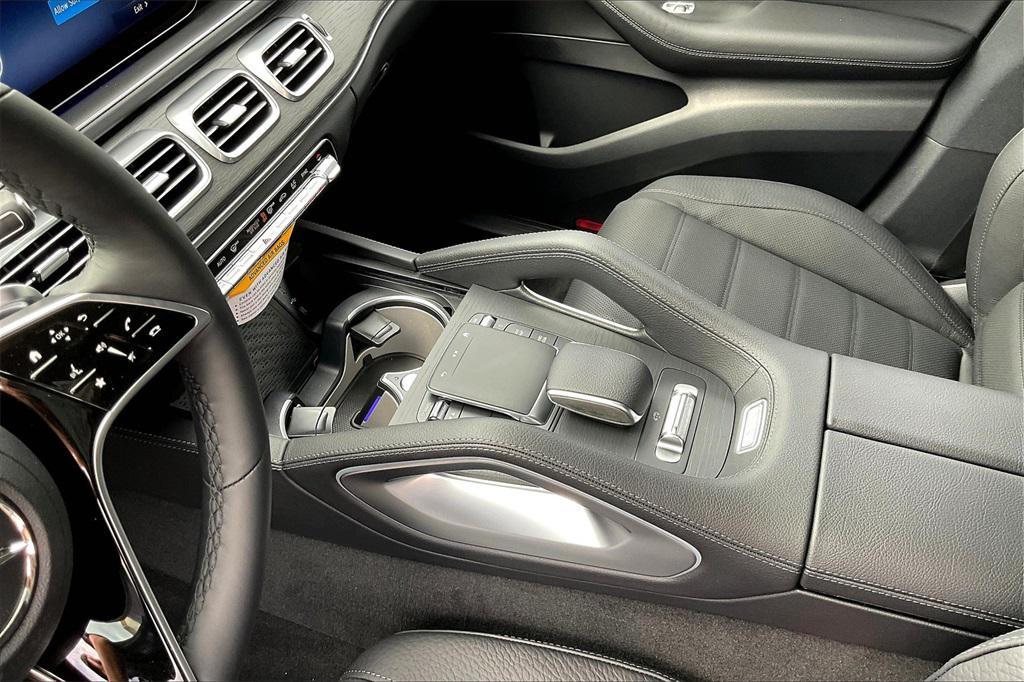 new 2026 Mercedes-Benz GLS 450 car, priced at $102,535