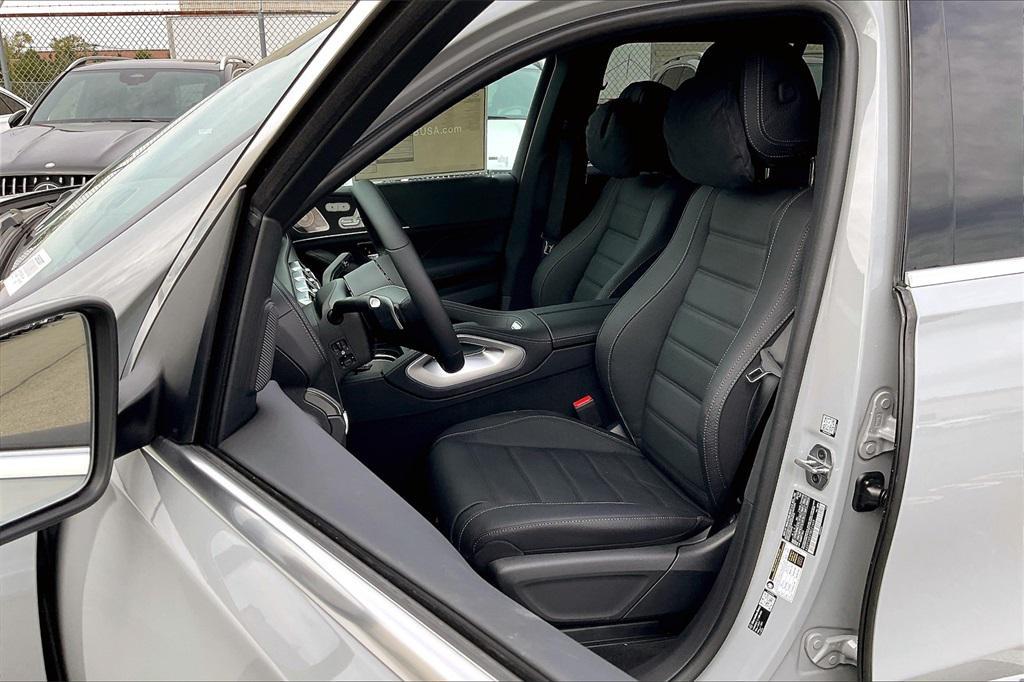 new 2026 Mercedes-Benz GLS 450 car, priced at $102,535