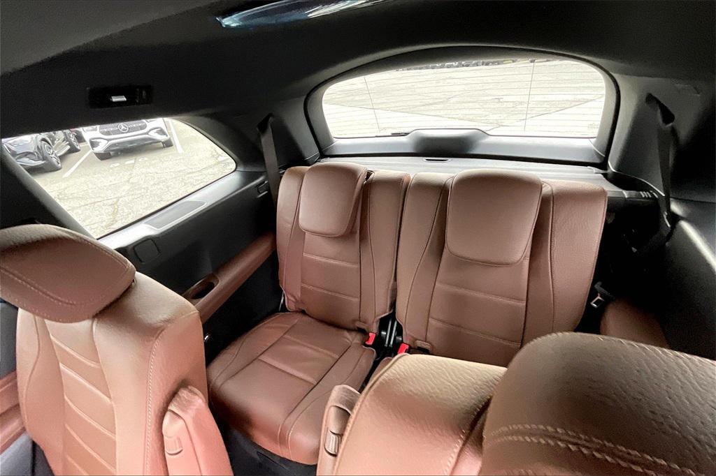 new 2026 Mercedes-Benz GLS 450 car, priced at $103,985